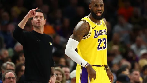 中国女足亚洲杯半决赛激战日本 6-5胜出，王珊珊加时绝平朱钰两度扑救点球