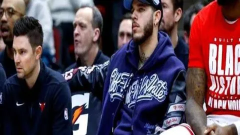 布伦特福德教练科克伦加入图赫尔麾下，身兼双职